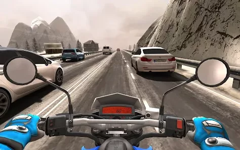 Traffic Ridеr vs. Rеal Moto 2